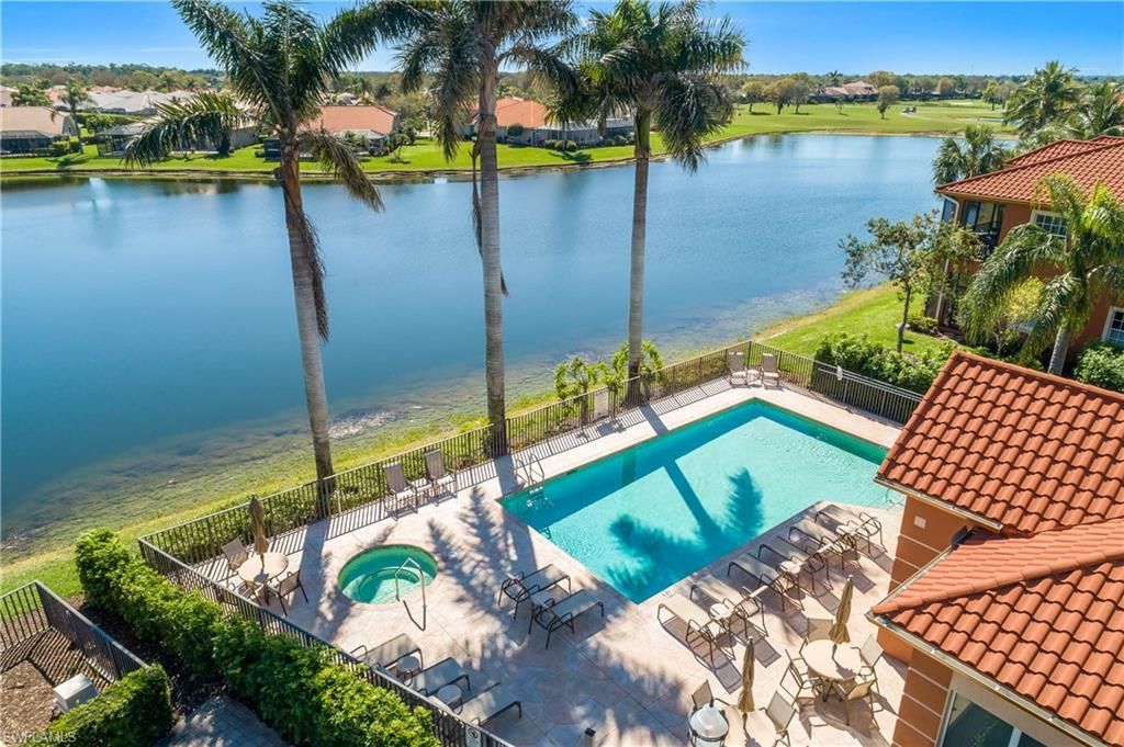 6434 Legacy Cir, Unit 401, Naples, FL 34113 Photo