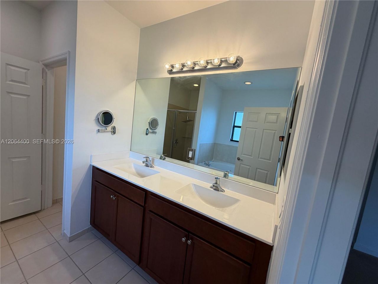 737 SE 37th Pl, Homestead, FL 33033 Photo