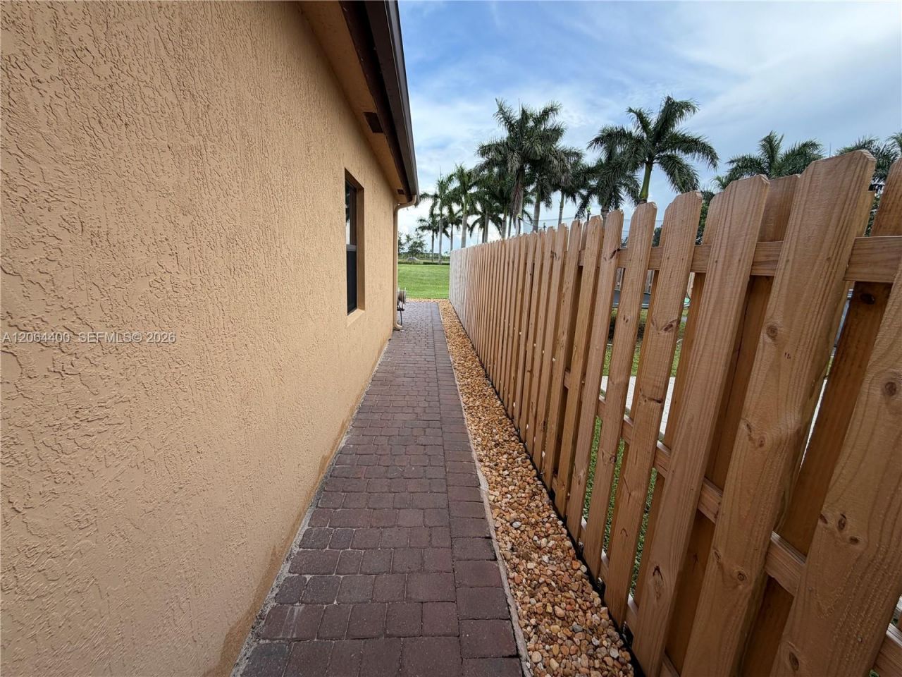 737 SE 37th Pl, Homestead, FL 33033 Photo