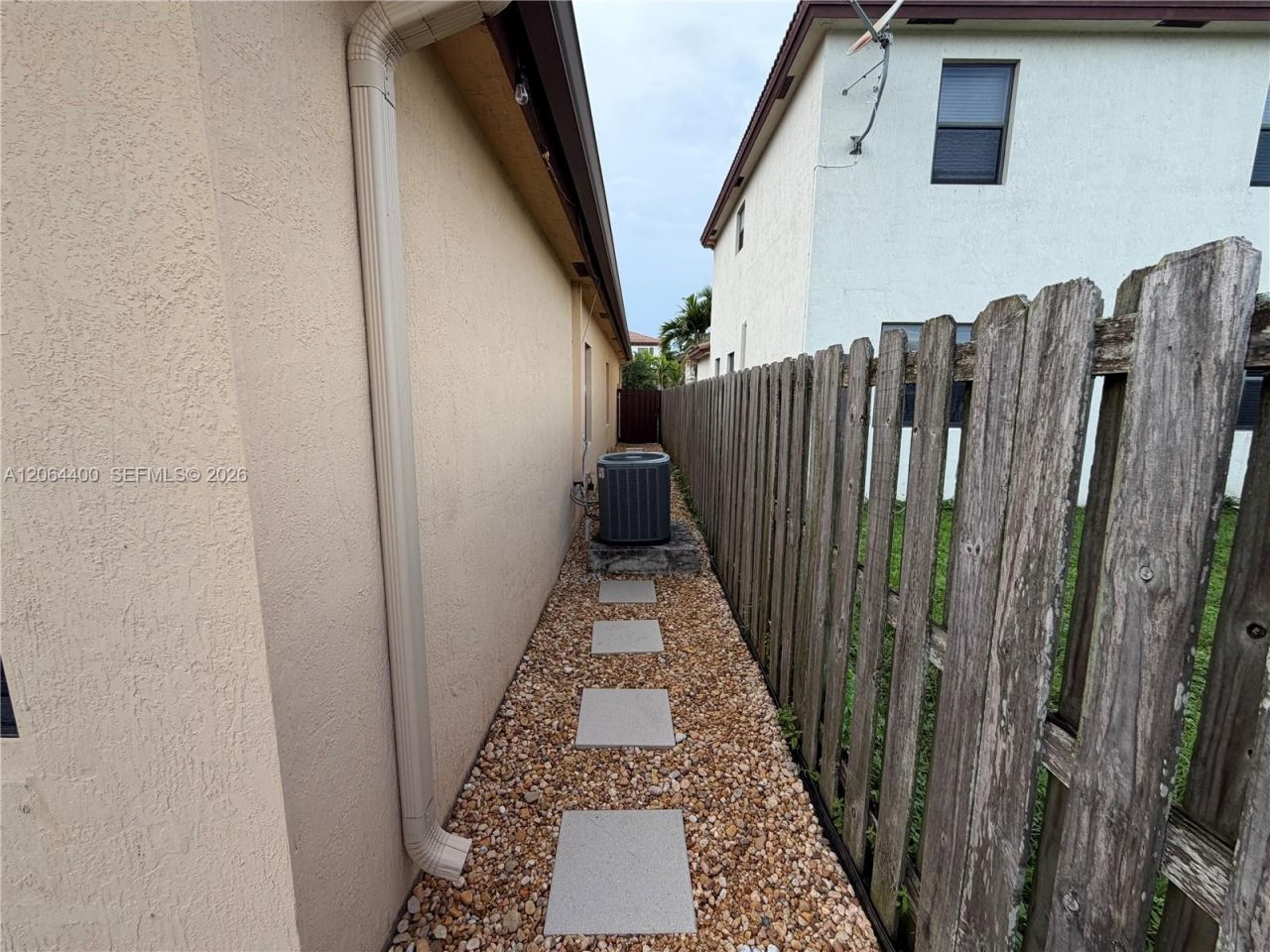 737 SE 37th Pl, Homestead, FL 33033 Photo