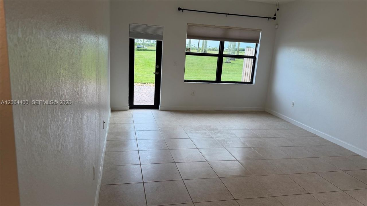 737 SE 37th Pl, Homestead, FL 33033 Photo