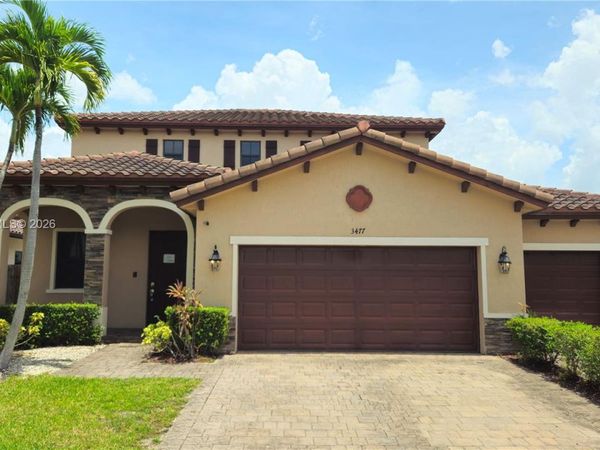 3477 SE 3rd St, Homestead, FL 33033