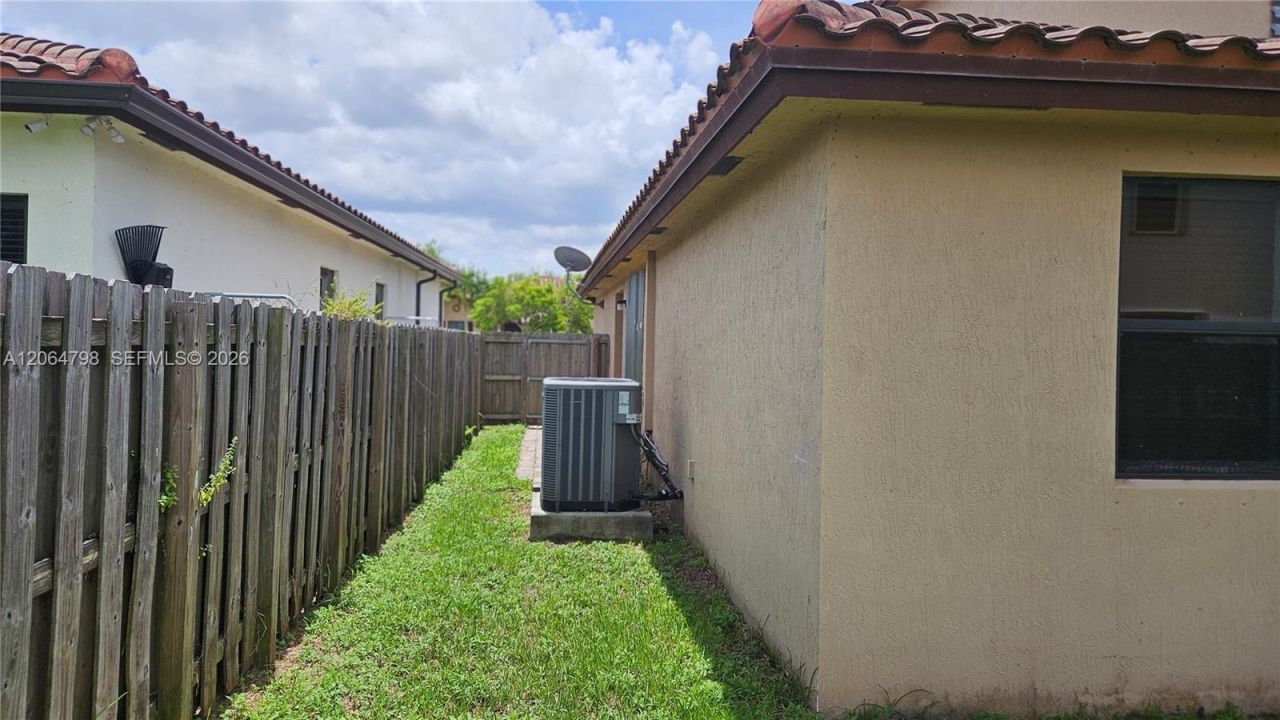 3477 SE 3rd St, Homestead, FL 33033 Photo