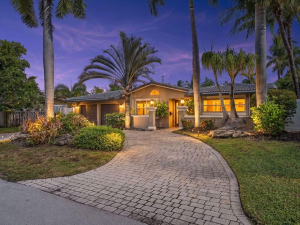 2729 NE 30TH Street, Lighthouse Point, FL 33064