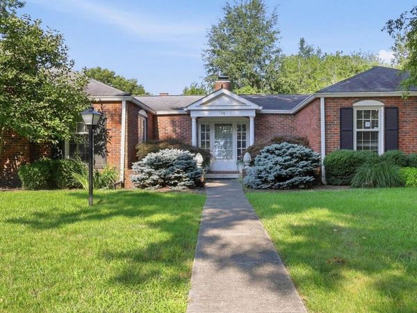 129 S Mulberry Street, Granville, OH 43023