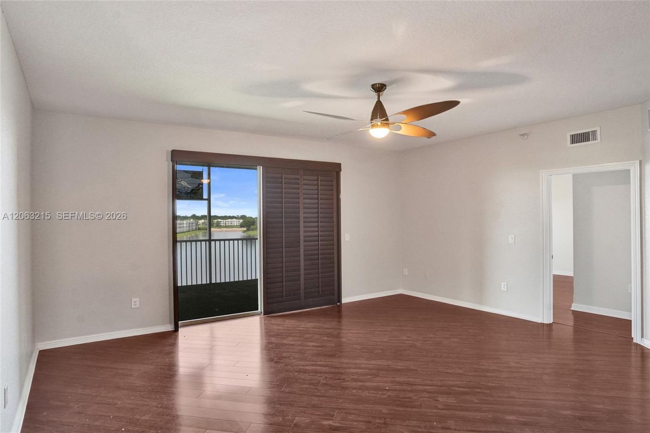 7611 Southampton Ter, Unit 409, Tamarac, FL 33321 Photo