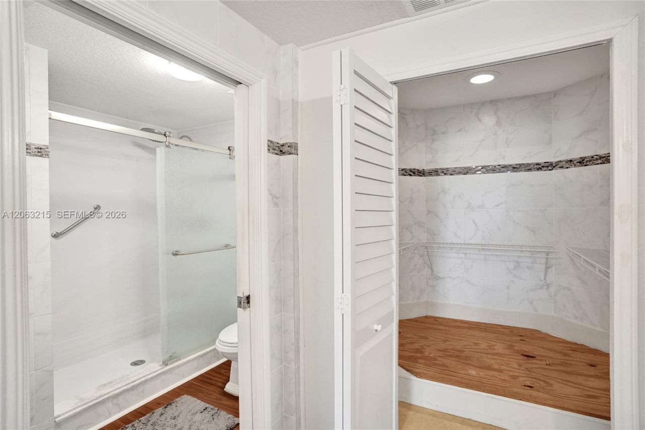 7611 Southampton Ter, Unit 409, Tamarac, FL 33321 Photo