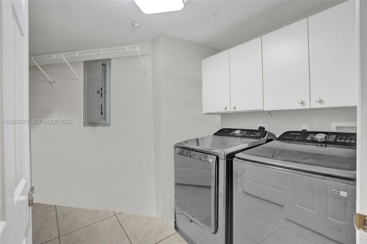 7611 Southampton Ter, Unit 409, Tamarac, FL 33321 Photo