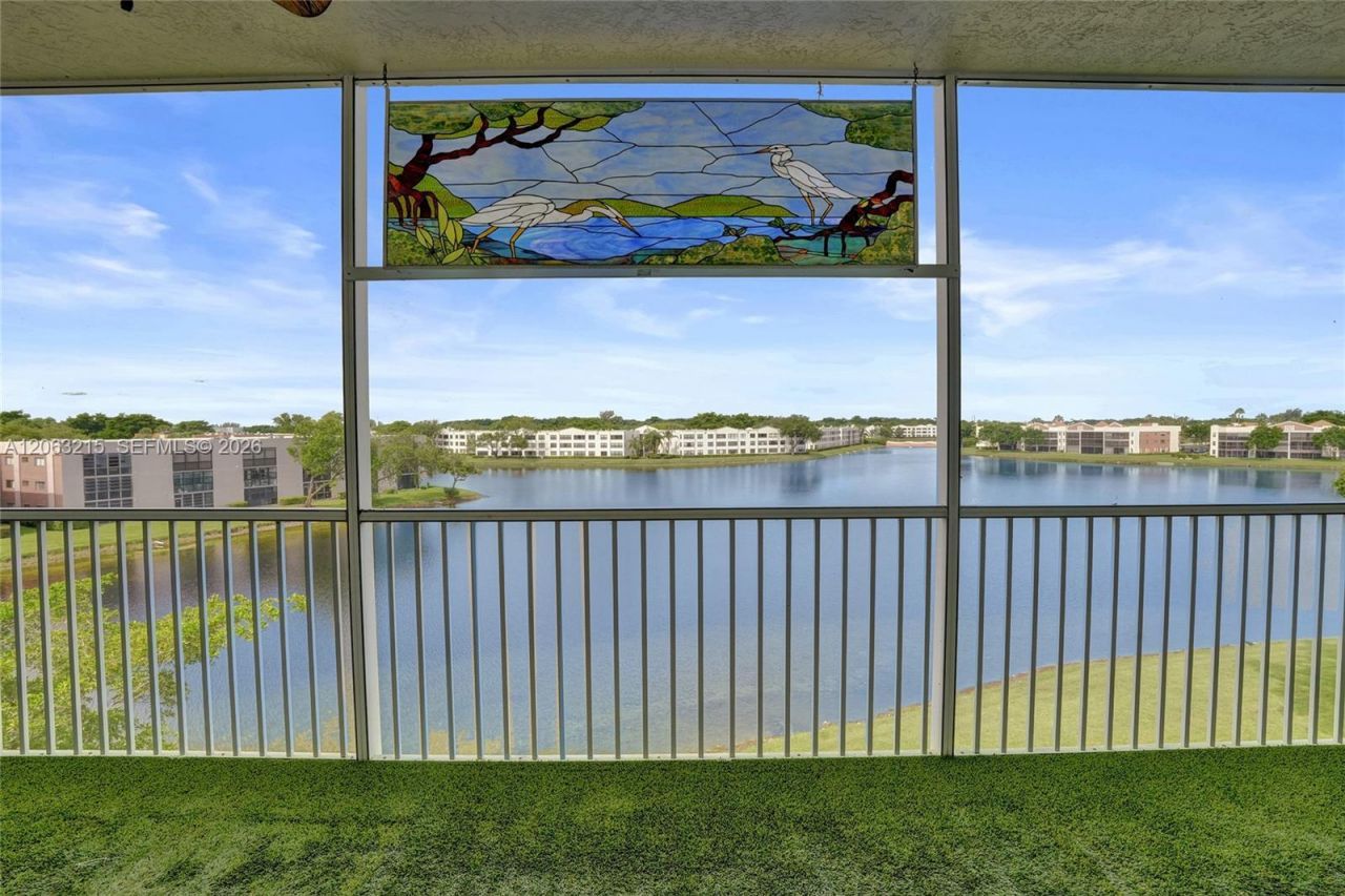 7611 Southampton Ter, Unit 409, Tamarac, FL 33321 Photo