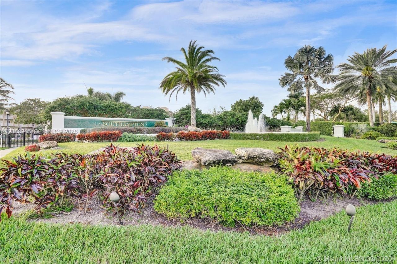 7611 Southampton Ter, Unit 409, Tamarac, FL 33321 Photo