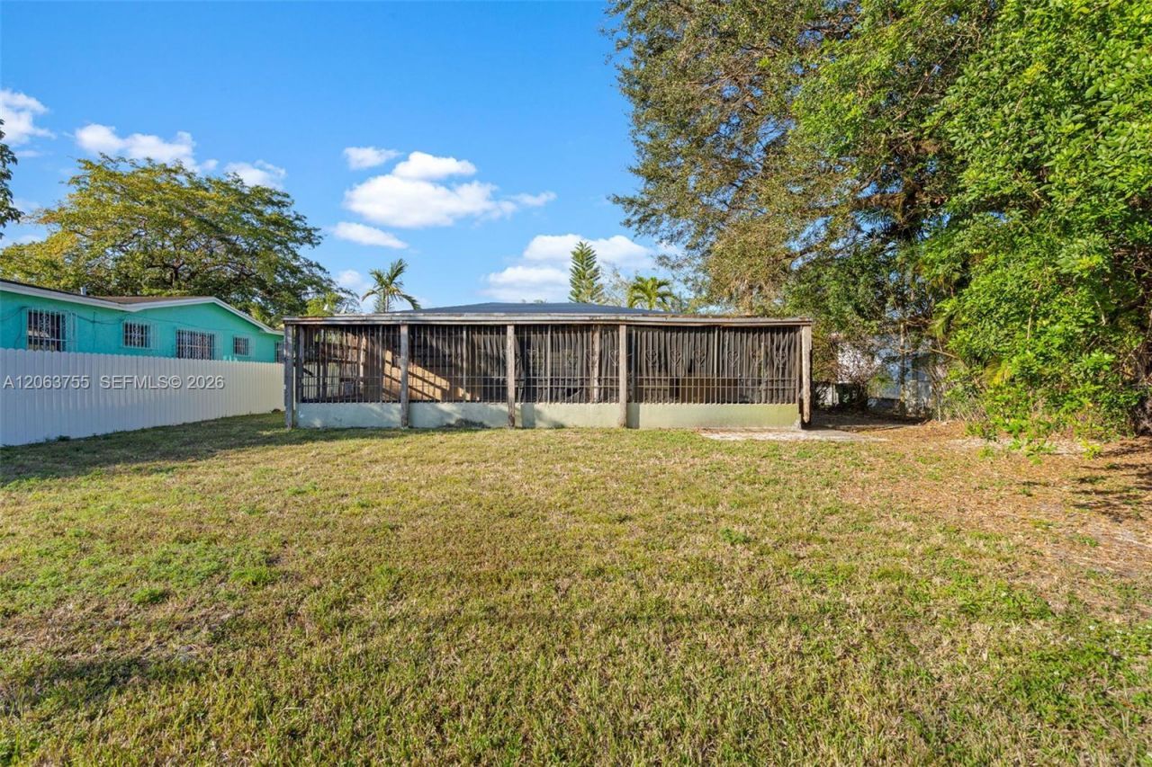760 NE 147th St, North Miami, FL 33161 Photo
