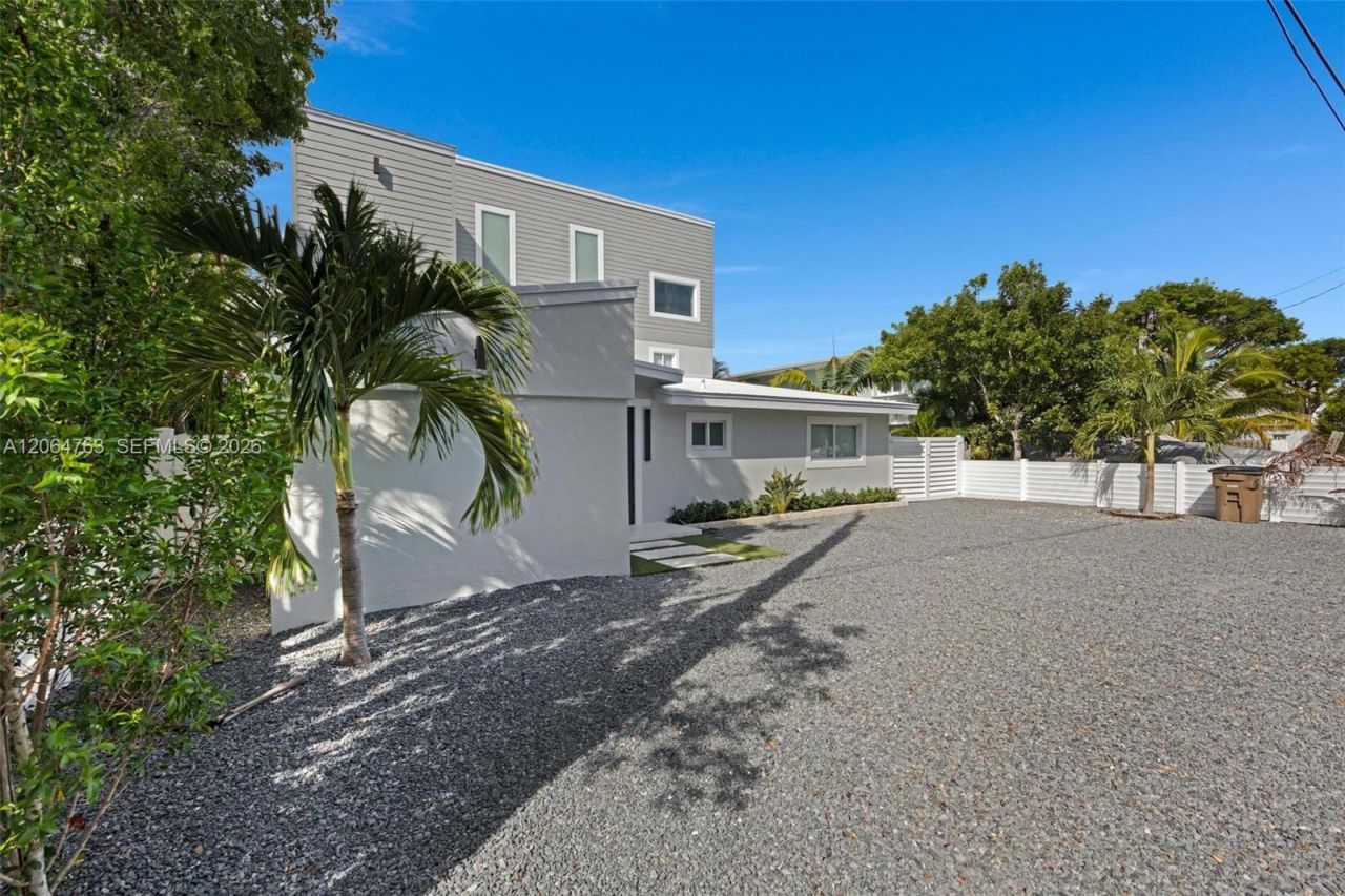 8 Poisonwood , Key Largo, FL 33037 Photo