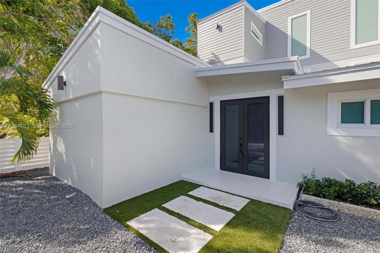 8 Poisonwood , Key Largo, FL 33037 Photo