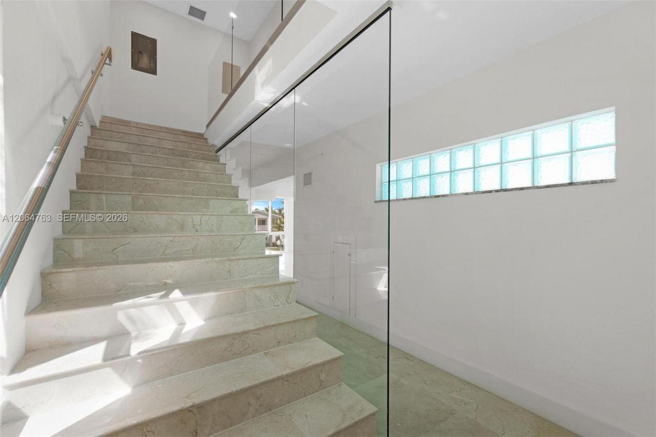 8 Poisonwood , Key Largo, FL 33037 Photo