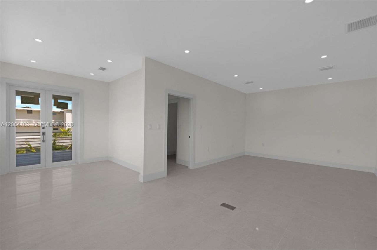 8 Poisonwood , Key Largo, FL 33037 Photo