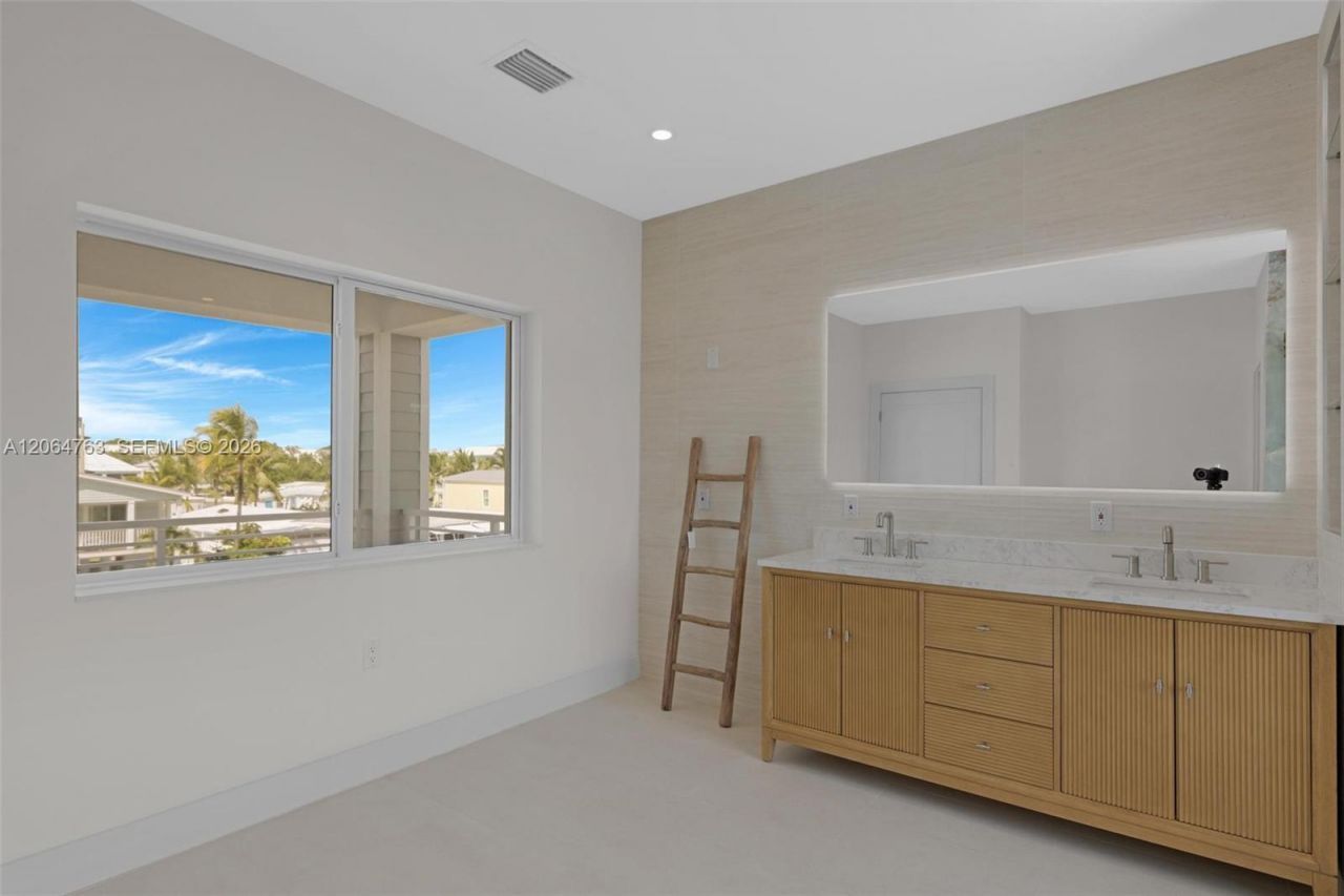 8 Poisonwood , Key Largo, FL 33037 Photo