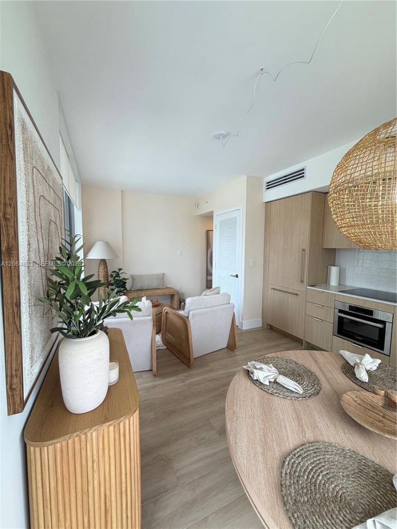 90 NE 32nd St, Unit 1012, Miami, FL 33127 Photo