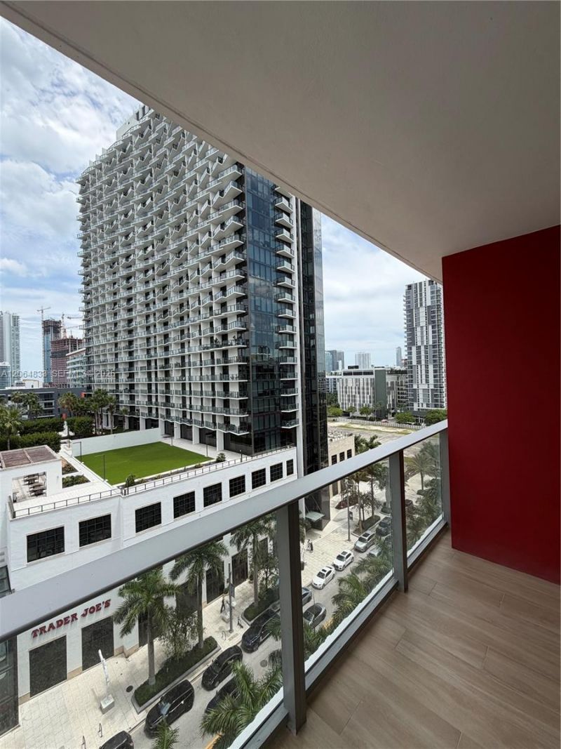 90 NE 32nd St, Unit 1012, Miami, FL 33127 Photo