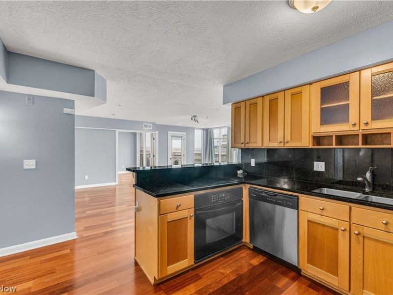 2222 Detroit Avenue, Unit 707, Cleveland, OH 44113 Photo 10