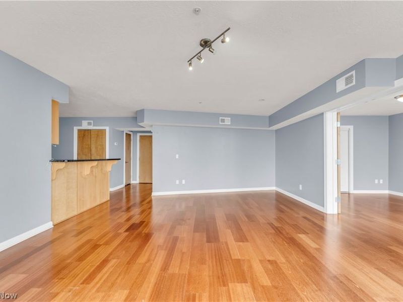 2222 Detroit Avenue, Unit 707, Cleveland, OH 44113 Photo 13
