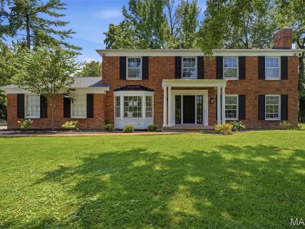 51 Brook Mill Lane, Town and Country, MO 63017