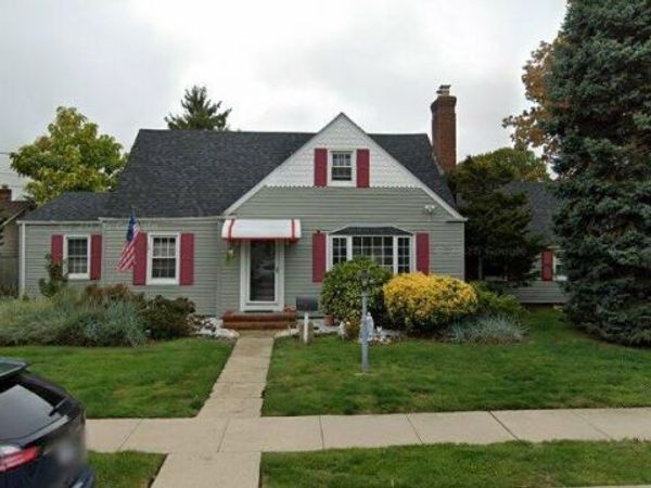 295 Ivy Avenue, Westbury, NY 11590