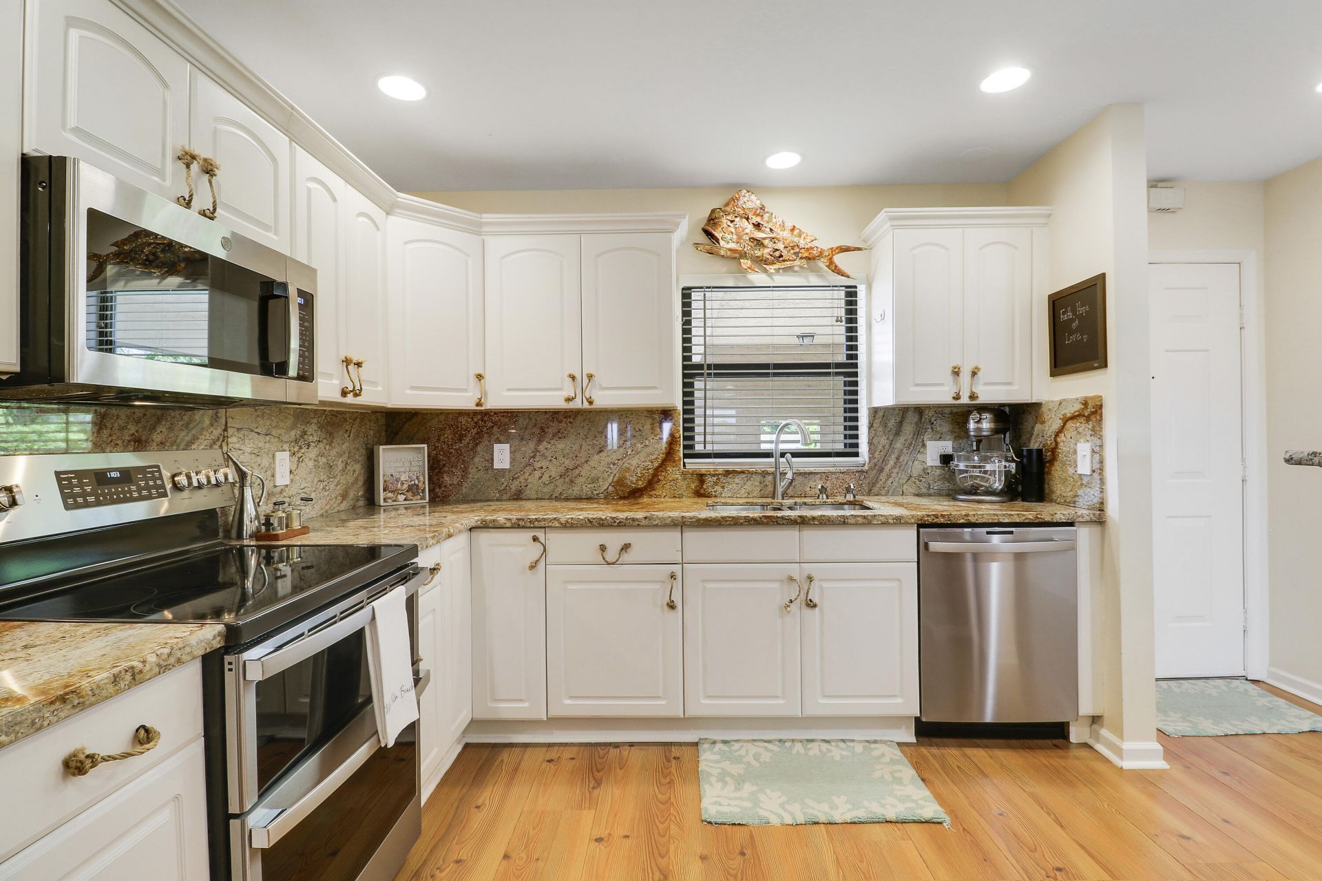 711 Hummingbird Way, Unit 201, North Palm Beach, FL 33408 Photo