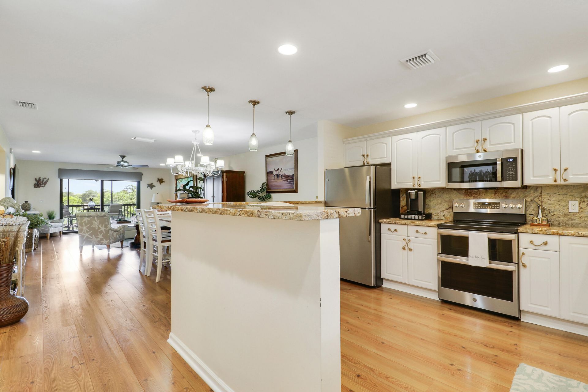 711 Hummingbird Way, Unit 201, North Palm Beach, FL 33408 Photo