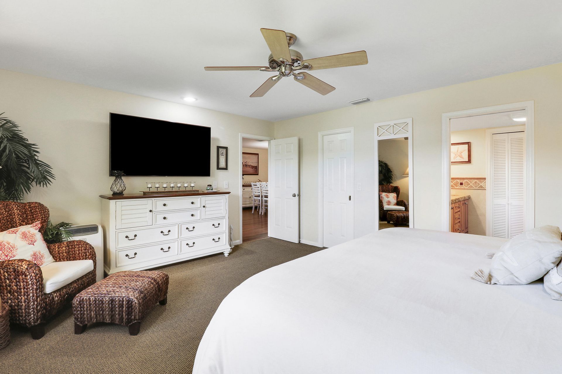 711 Hummingbird Way, Unit 201, North Palm Beach, FL 33408 Photo