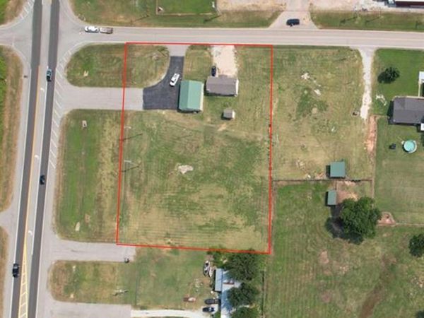 55968 Moccasin Tail Road, Prague, OK 74864