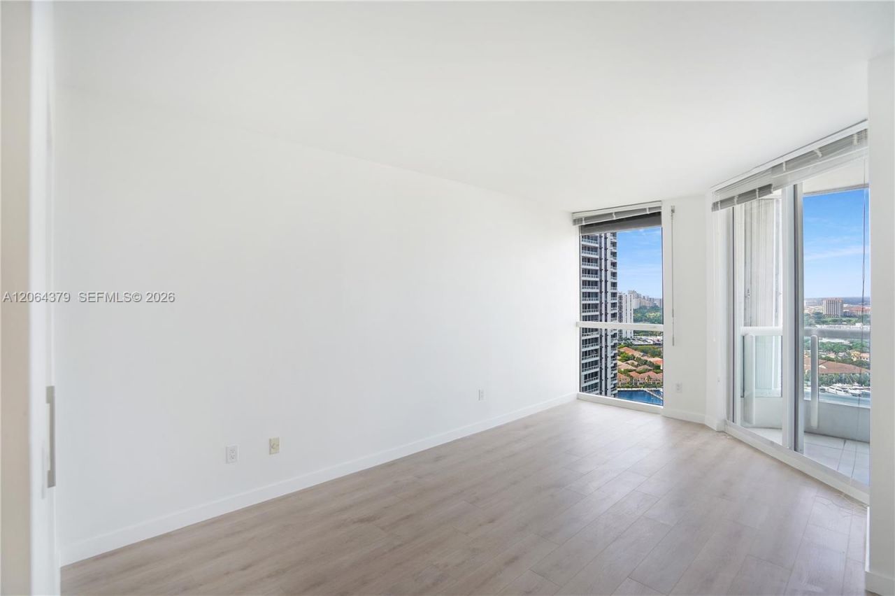 21205 Yacht Club Dr, Unit 2604, Aventura, FL 33180 Photo