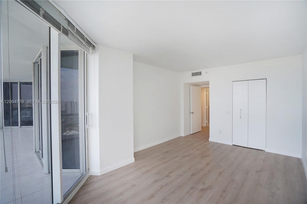 21205 Yacht Club Dr, Unit 2604, Aventura, FL 33180 Photo
