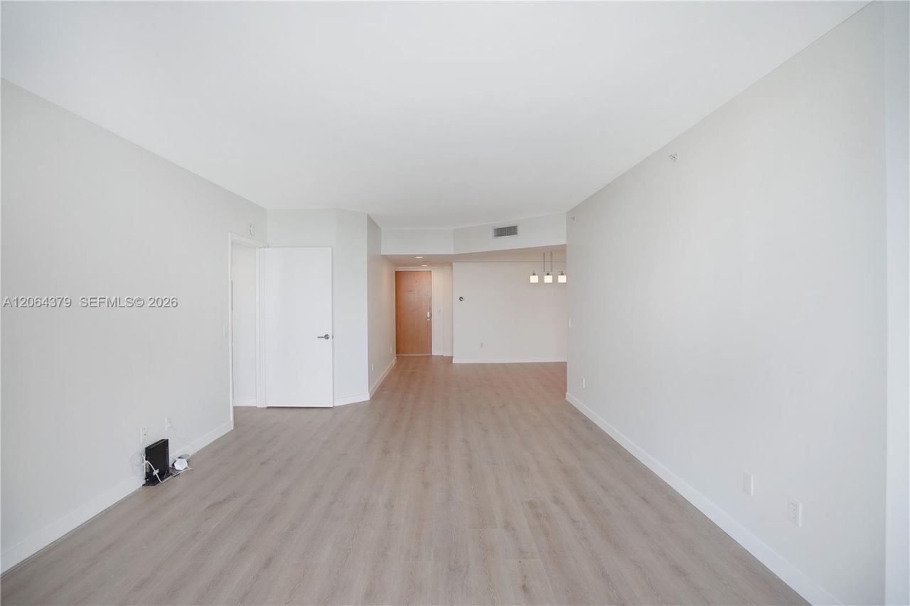 21205 Yacht Club Dr, Unit 2604, Aventura, FL 33180 Photo