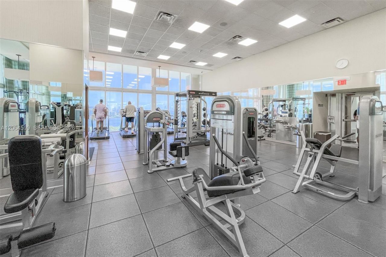 50 Biscayne Blvd, Unit 2505, Miami, FL 33132 Photo