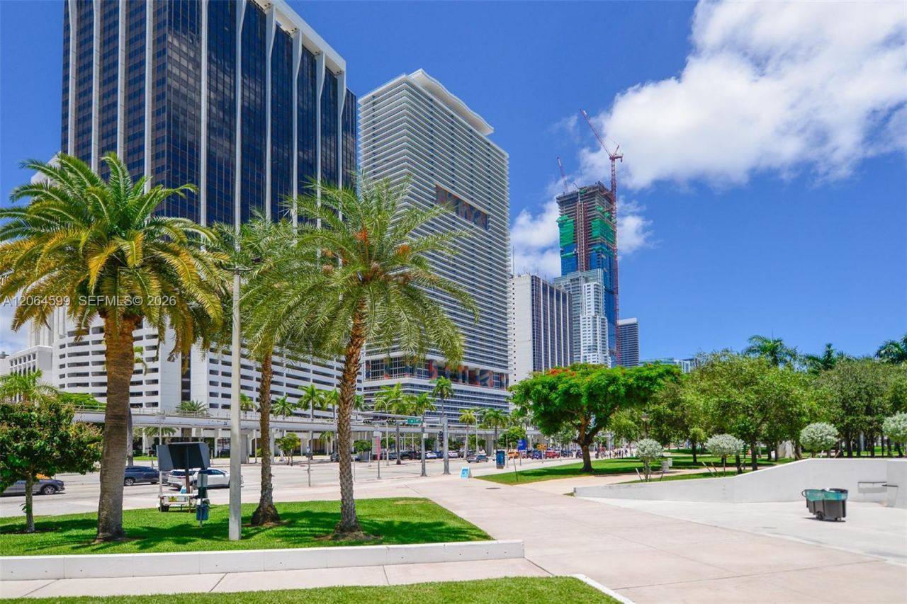 50 Biscayne Blvd, Unit 2505, Miami, FL 33132 Photo