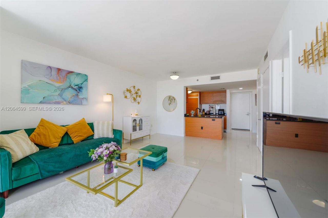 50 Biscayne Blvd, Unit 2505, Miami, FL 33132 Photo