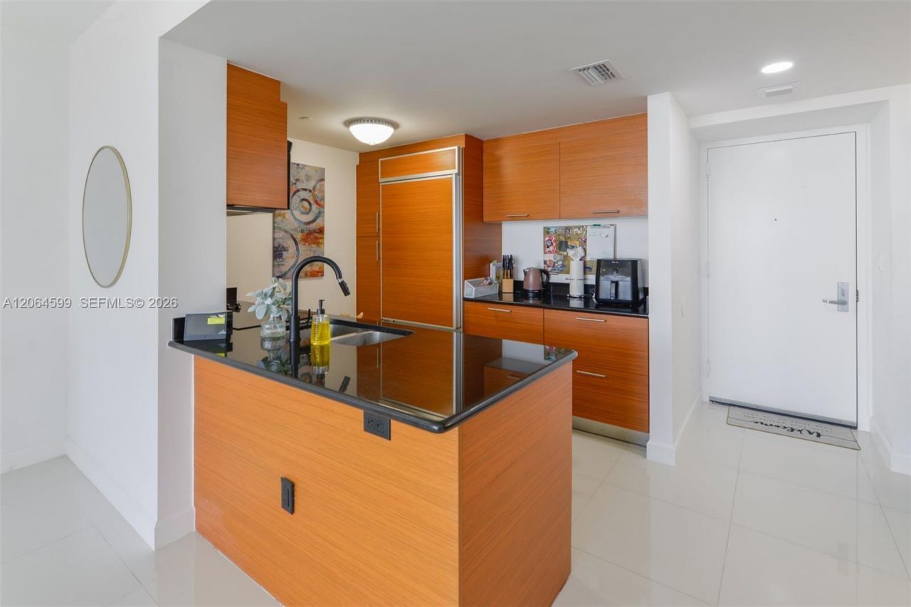 50 Biscayne Blvd, Unit 2505, Miami, FL 33132 Photo