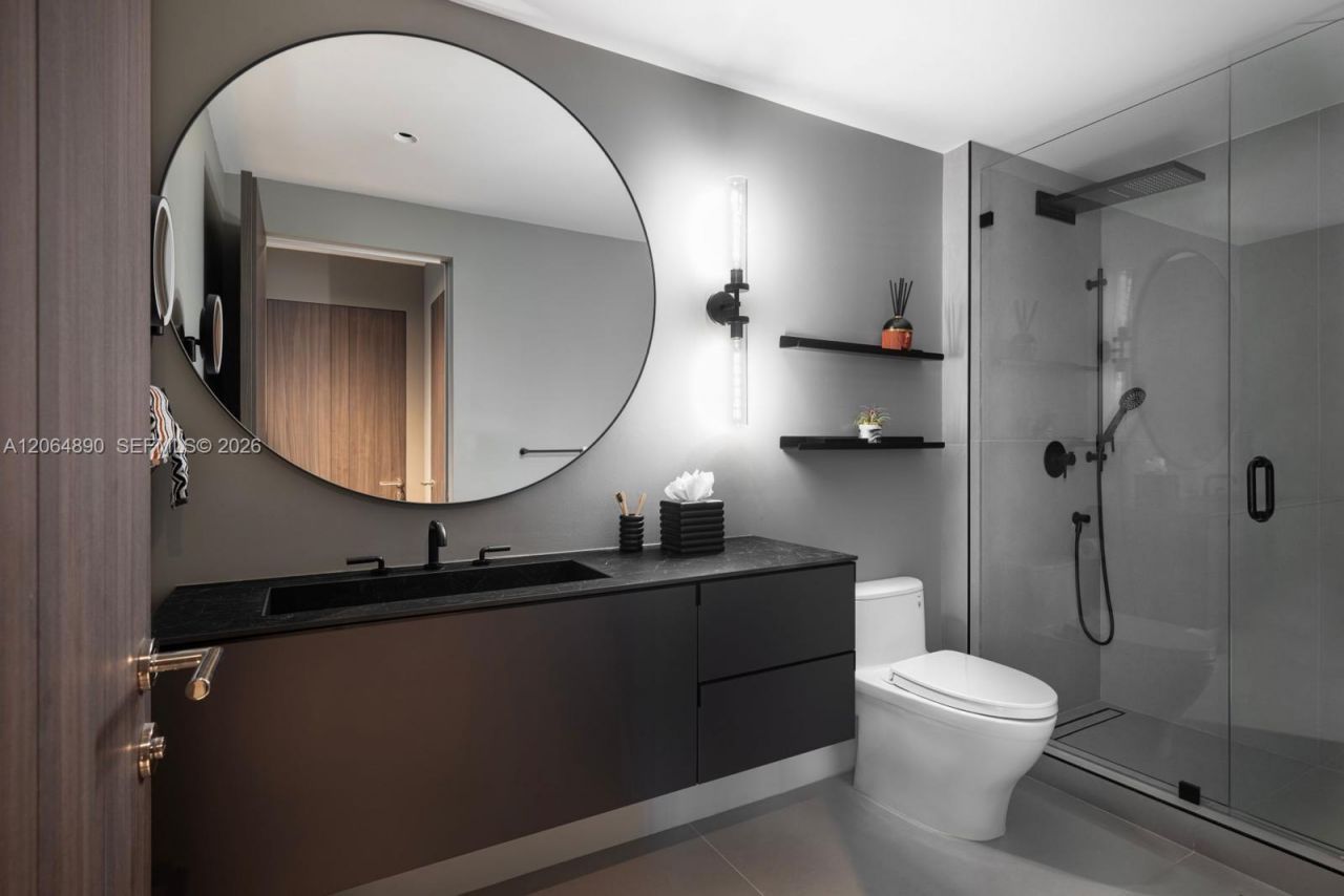 31 SE 5th St, Unit 3718, Miami, FL 33131 Photo