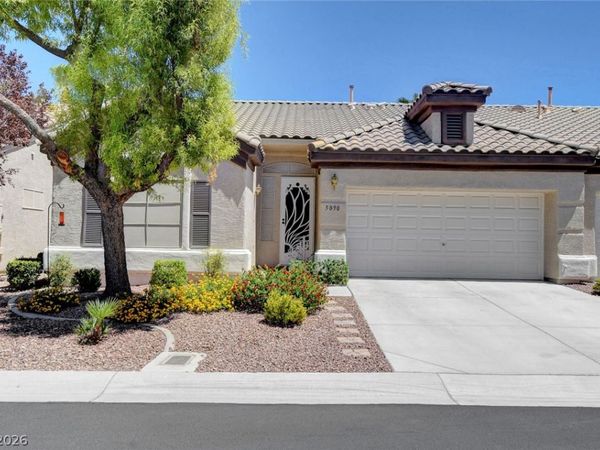 5090 Shadow River Street , Las Vegas, NV 89148