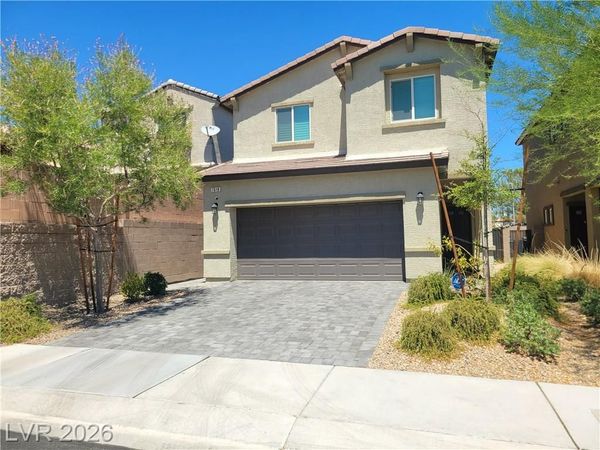 7618 Red Plumeria Avenue, Las Vegas, NV 89113
