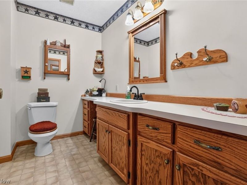 7380 Fieldstone Avenue , Conneaut, OH 44030 Photo 17