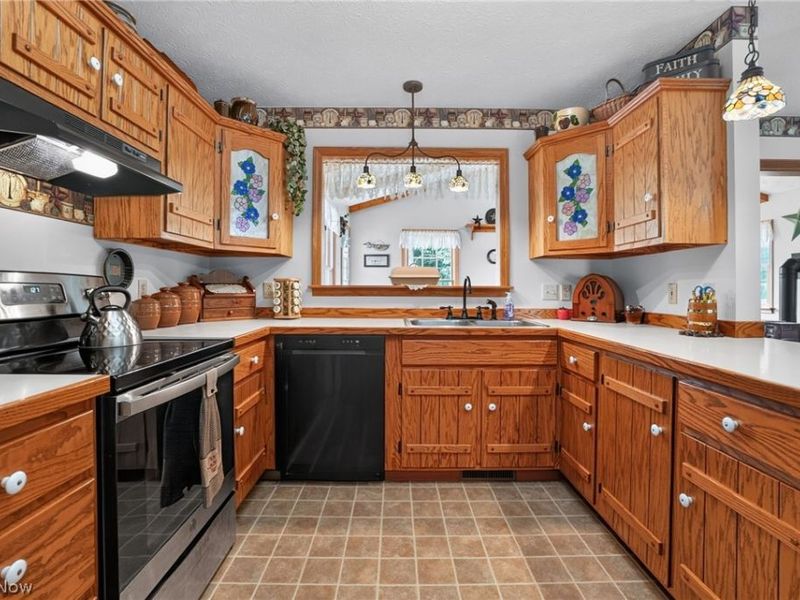 7380 Fieldstone Avenue , Conneaut, OH 44030 Photo 28
