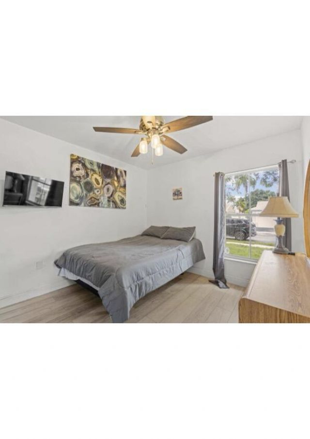 4021 SW 72nd Terrace, Davie, FL 33314 Photo