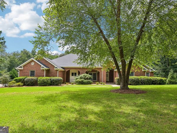 2077 Coolidge Way NW, Acworth, GA 30101