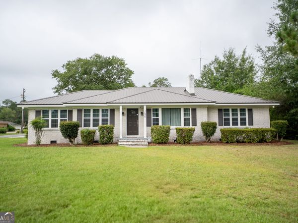 190 Plier Street, Baxley, GA 31513