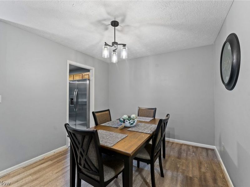 1339 Fox Run Drive, Youngstown, OH 44512 Photo 8