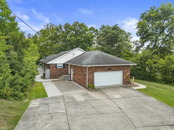 12524 Midland Trail Road , Ashland, KY 41102