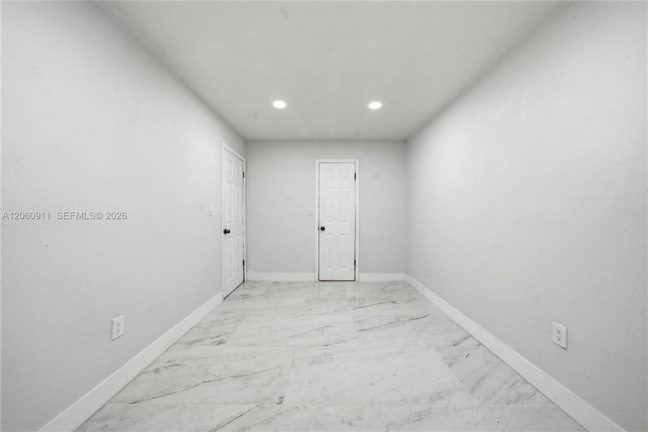 3856 NW 207th St Rd, Miami Gardens, FL 33055 Photo