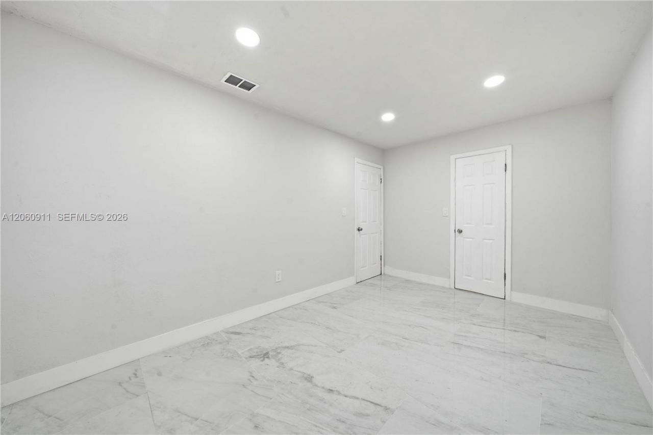 3856 NW 207th St Rd, Miami Gardens, FL 33055 Photo