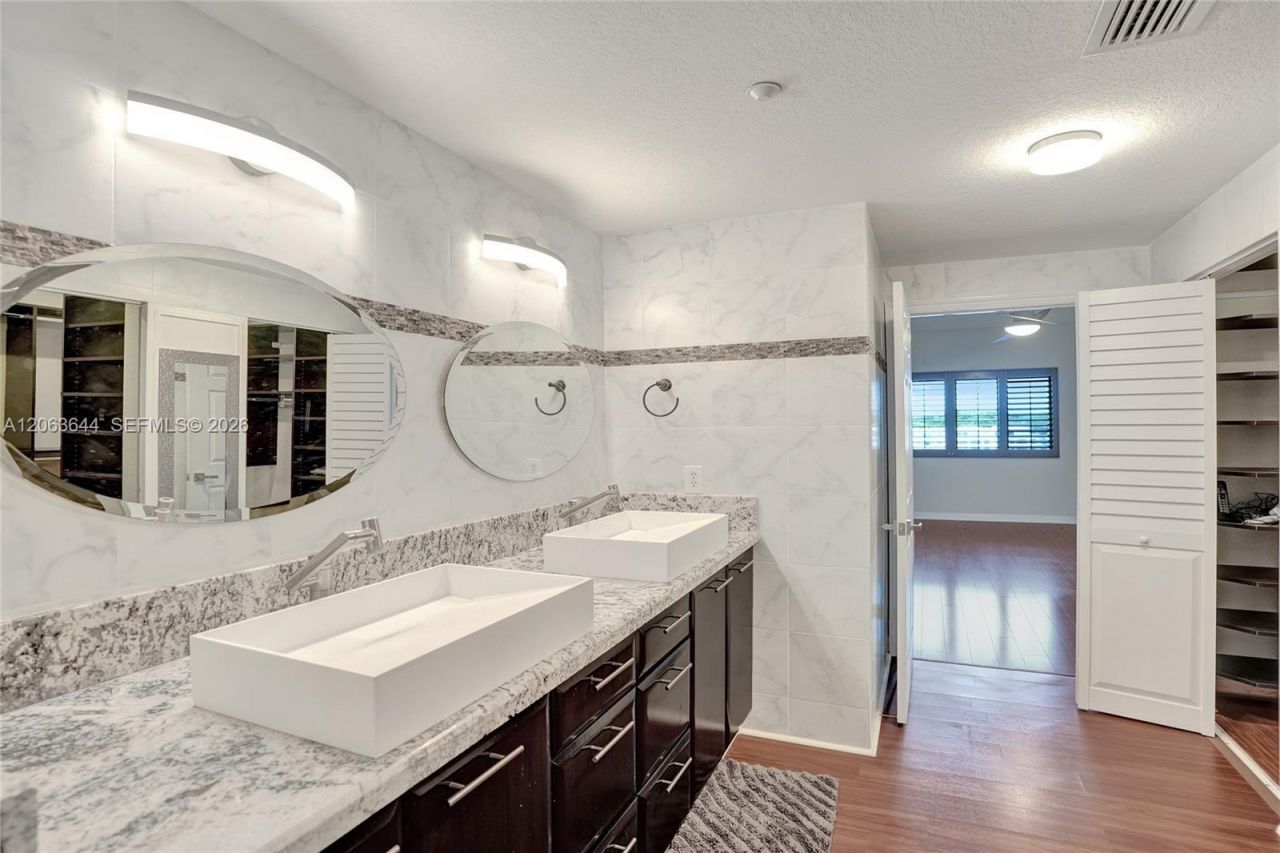 7611 Southampton Ter, Unit 409, Tamarac, FL 33321 Photo